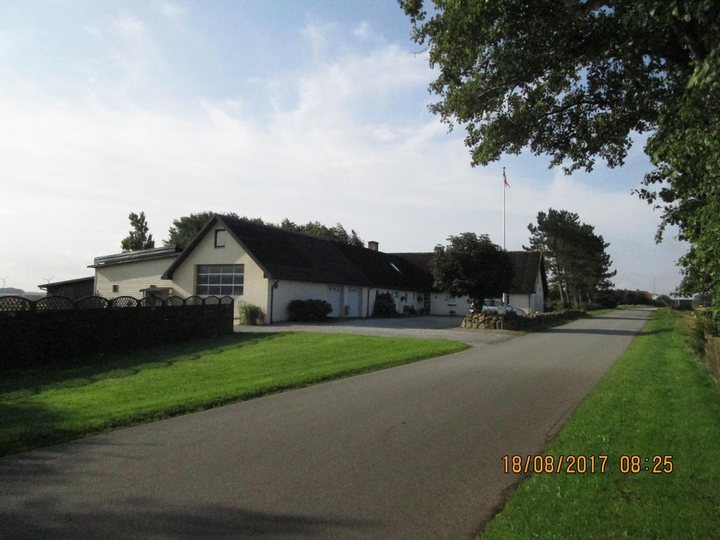 Bakkegarden Homestay Spottrup Buitenkant foto